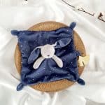 Doudou mouchoir en velours bleu nuit - Little Intention