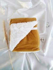 Plaid bicolore moutarde - Little Intention