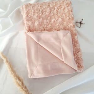 Plaid uni fleur saumon - Little Intention