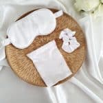 Masque de sommeil blanc avec son sac et son chouchou - Little Intention